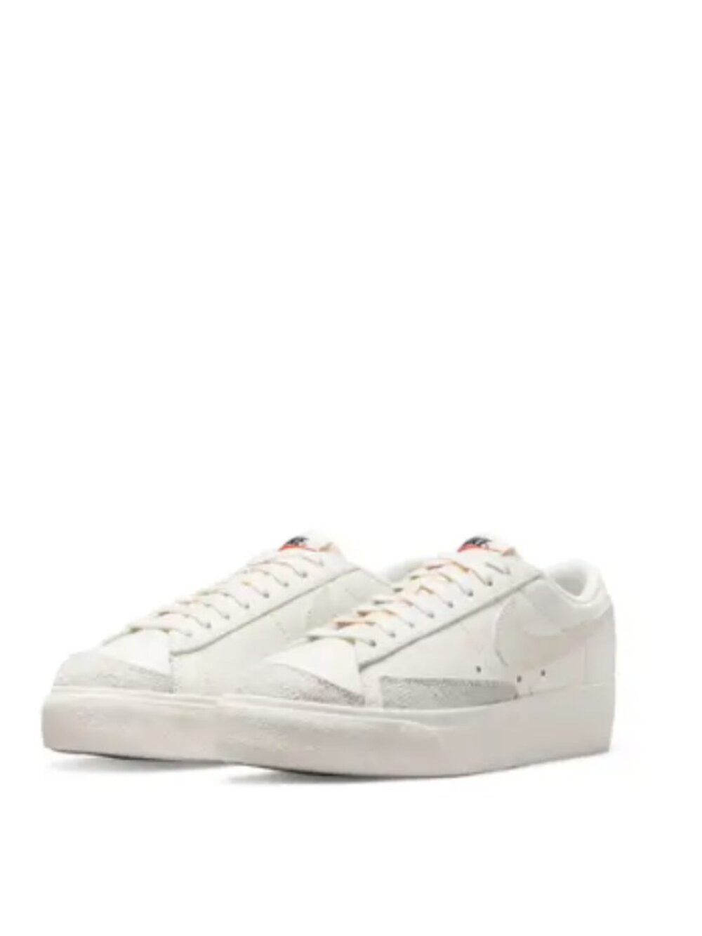Nike Blazer Low Platform Sneaker